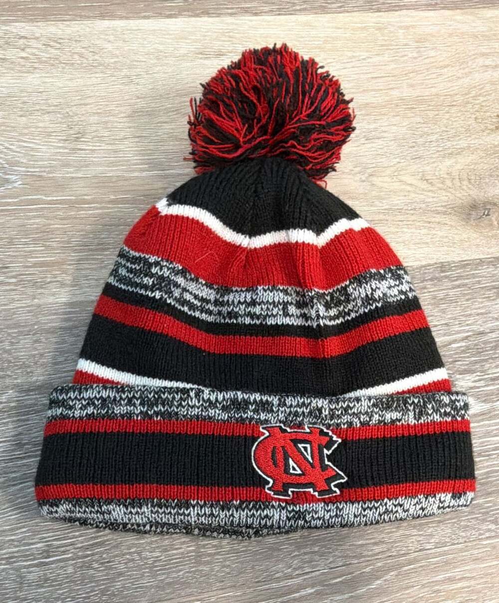 New Era NC State Wolfpack Pom Beanie Knit Hat Winter Red Black